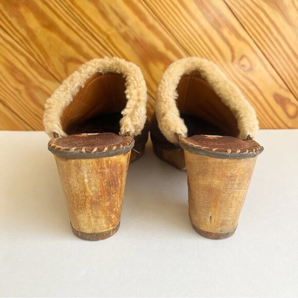 The Art Company Brown Suede Leather Mule Clog - Picture 4 of 6